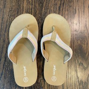Cat & Jack Flip Flops Size 2/3